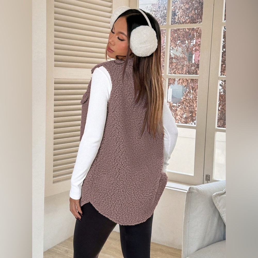 Button-Down Sherpa Fleece Vest Coat - Picture 12 of 15